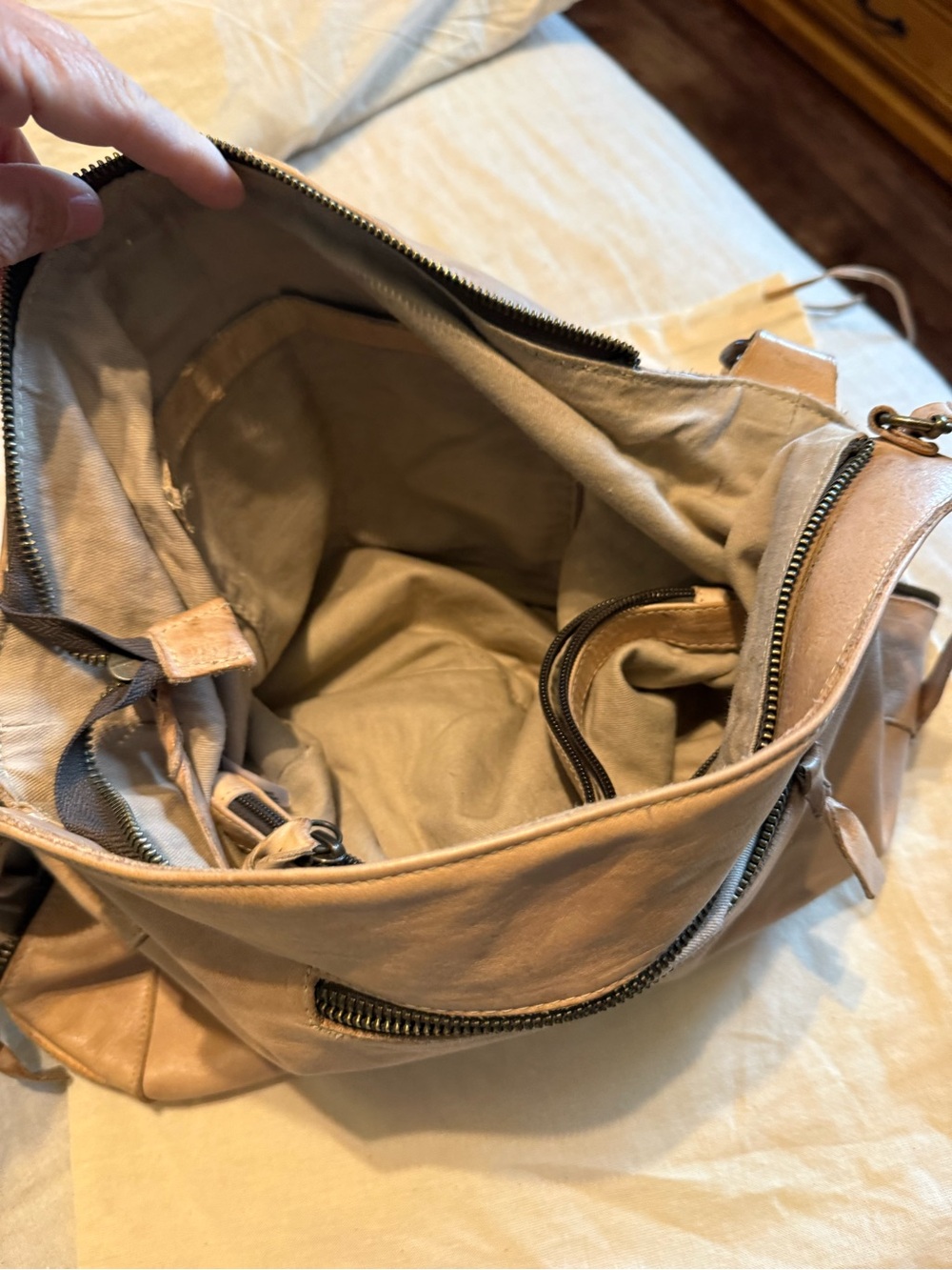 Bed Stu Light Beige Leather Shoulder Bag